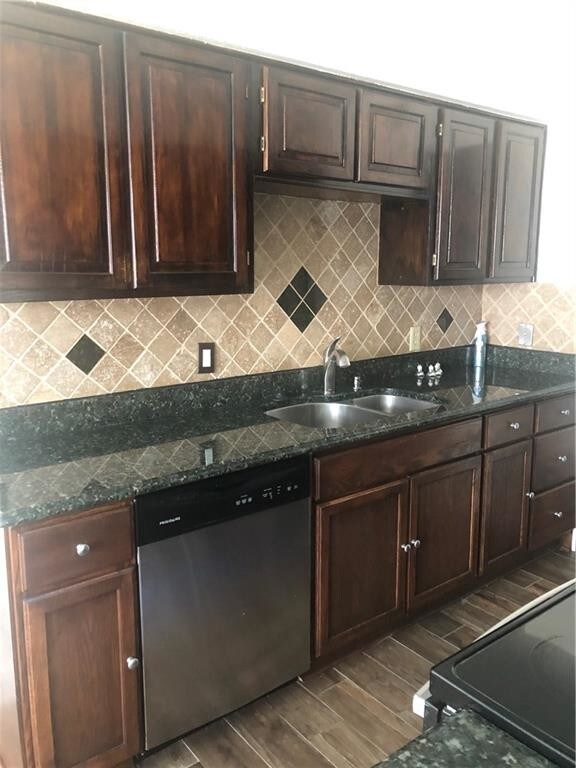 Foto principal - 360 W Harwood Rd