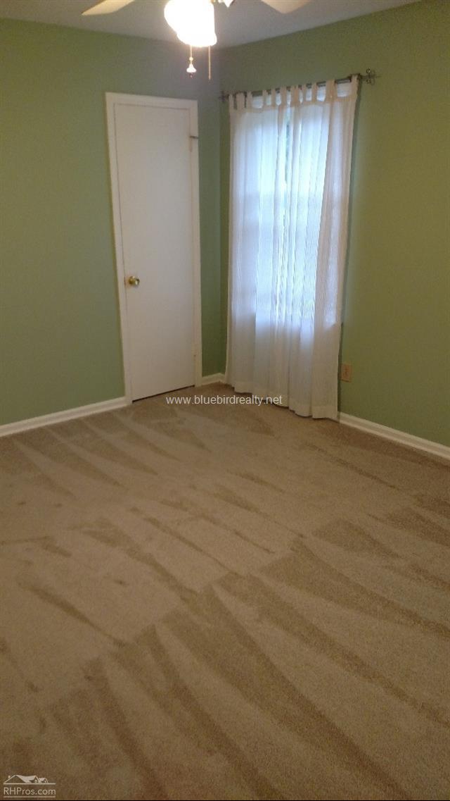 Building Photo - 1412 Rainbow Cir