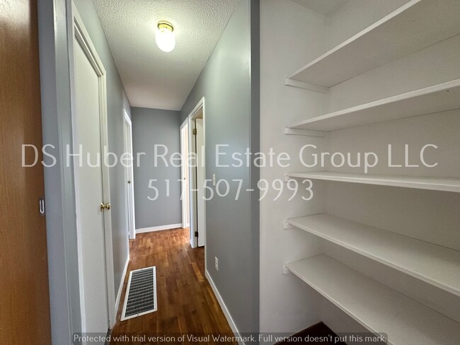 Foto del edificio - 2920 Hillcrest Street Lansing, MI 48911