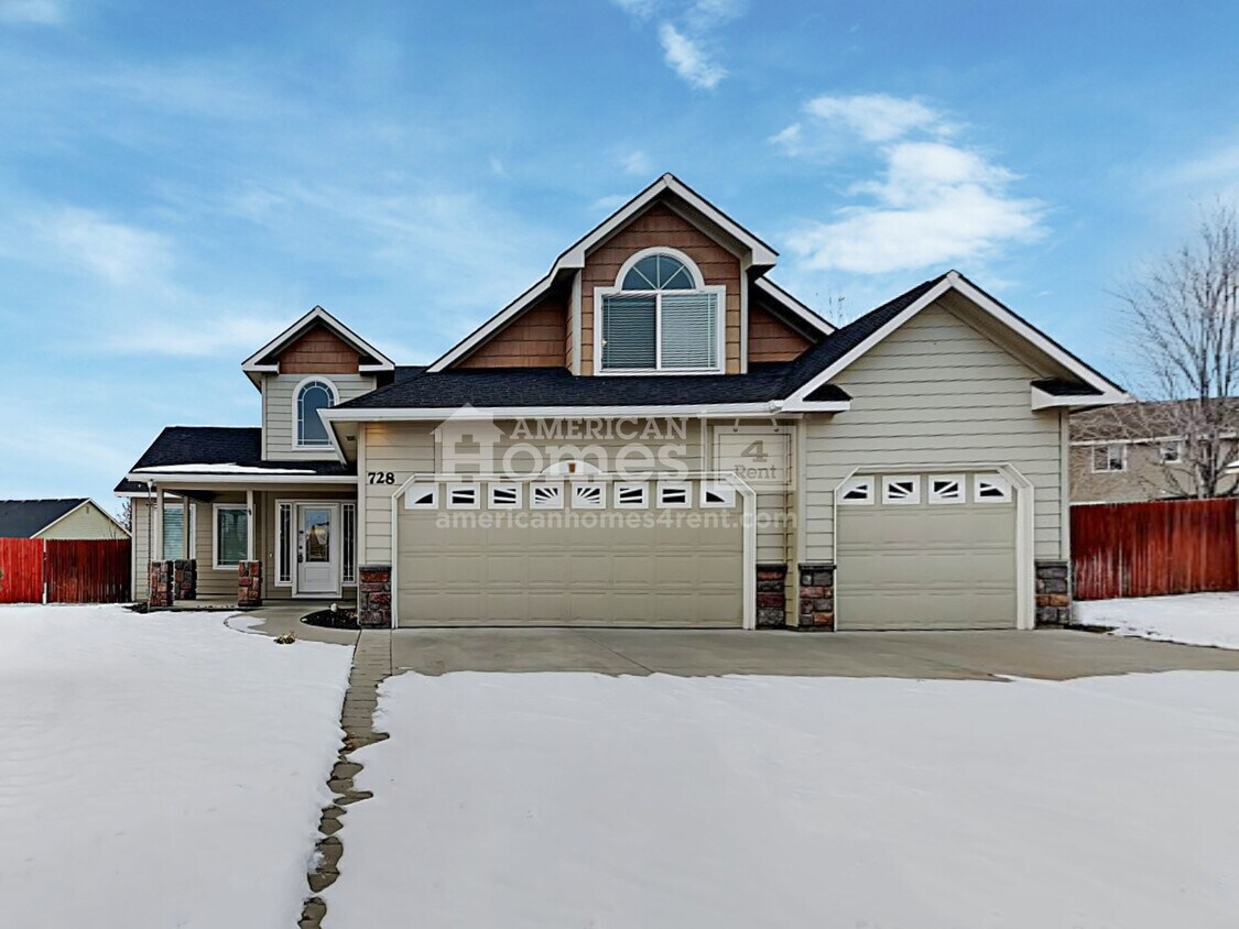 Foto principal - 728 W Willow Dale Way