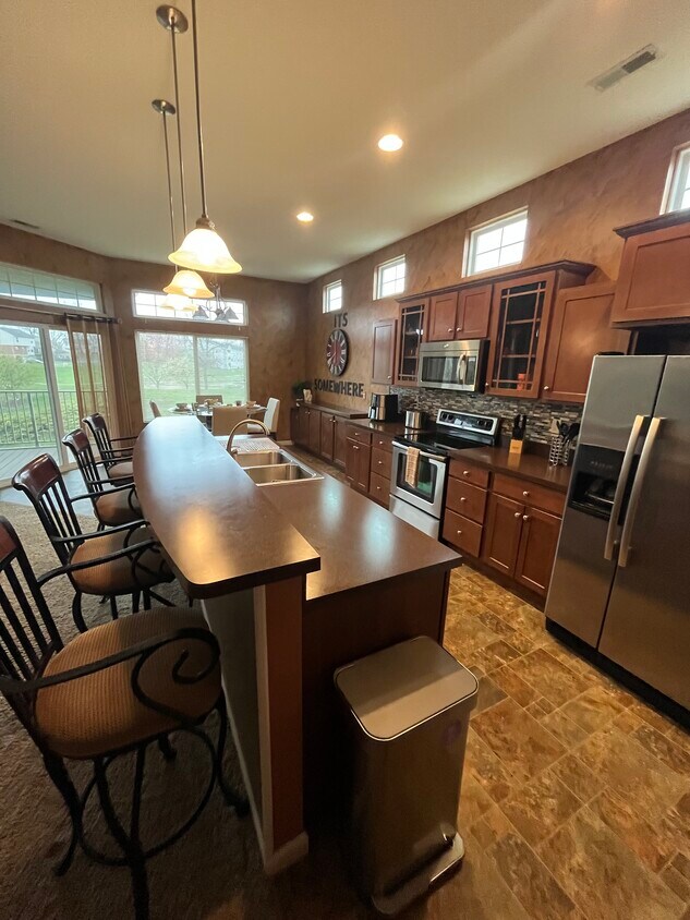Primary Photo - 2307 Twelve Oaks Dr