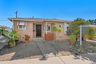 Building Photo - 5622 Easton Ave