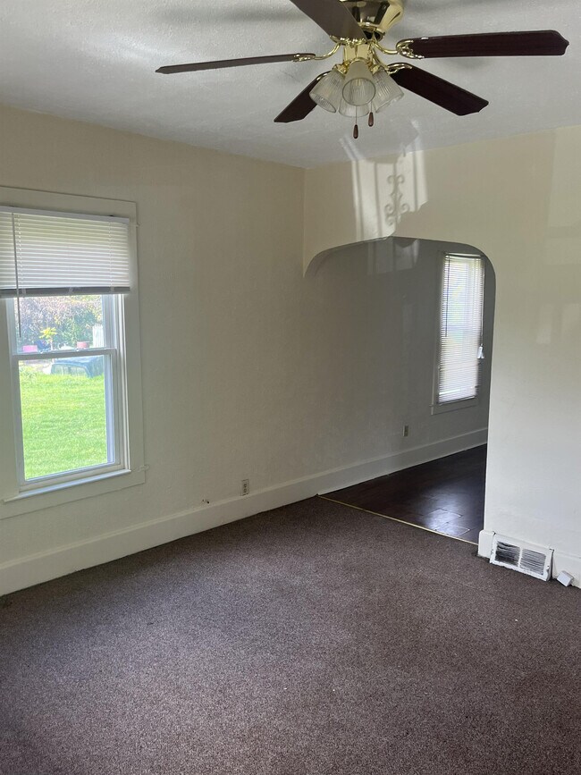 Foto del edificio - 1542 Woodland Ave