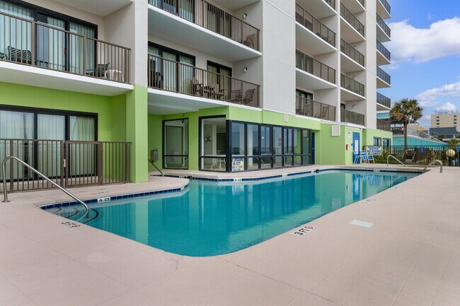 Foto del edificio - 2200 N Ocean Blvd