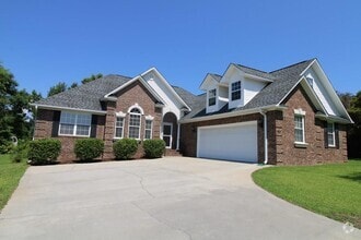 Building Photo - 1820 Moorhill Estate Dr