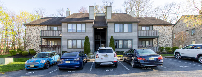 Building Photo - 1813 Meerbrook Ct