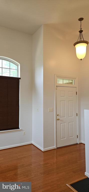 Foto del edificio - 12332 Rollys Ridge Ave
