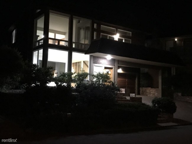 Building Photo - 540 Sand Dollar Dr