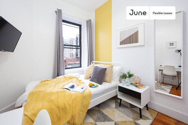 Foto del edificio - Nice Private ROOM in Fort Greene