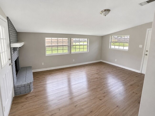 Building Photo - 7528 Quitina Dr