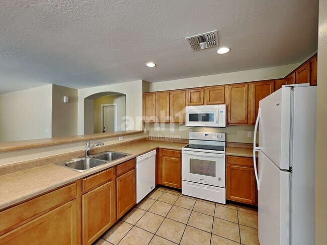 Foto del edificio - 247 N 152nd Dr