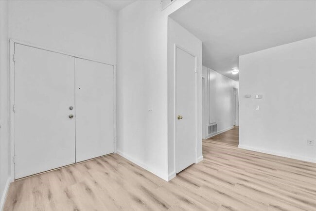 Foto del edificio - 13388 Wisteria Pl