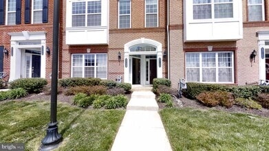Building Photo - 43138 Thoroughfare Gap Terrace