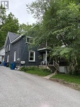 Building Photo - 174 Borland St E