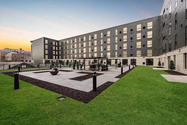 Foto del edificio - The One2