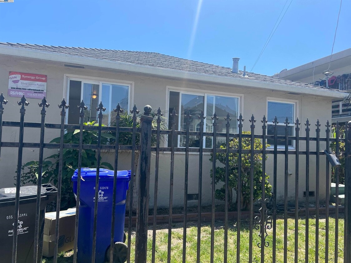 Foto principal - 1610 Chanslor Ave