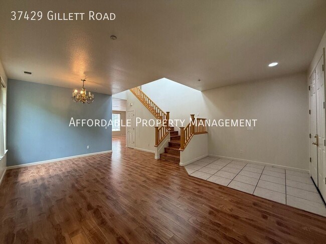 Foto del edificio - 37429 Gillett Rd