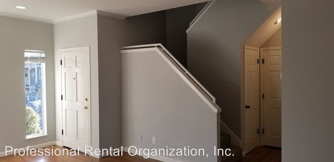 Building Photo - 2 br, 2.5 bath House - 30 Avalon Court