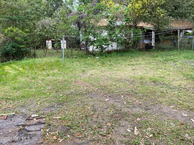 Foto del edificio - 3716 Stuart St