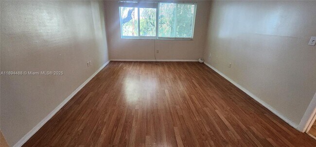 Building Photo - 14850 Naranja Lakes Blvd