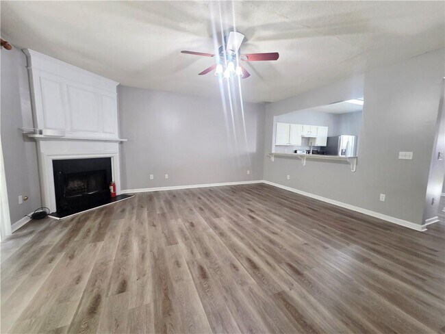 Building Photo - 4645 Valais Ct