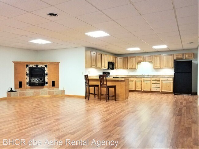 Foto del edificio - 1 br, 1 bath House - 200 Beacon Dr. Unit A