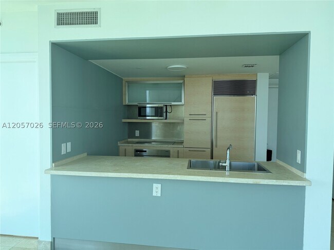 Building Photo - 6000 Indian Creek Dr