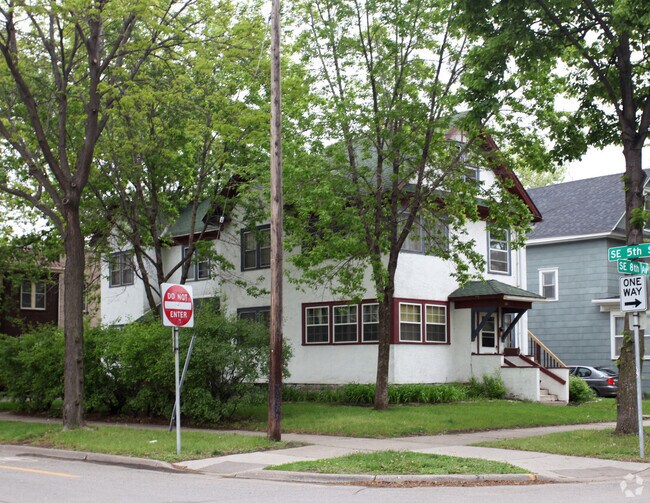 Foto del edificio - 501 8th Ave SE