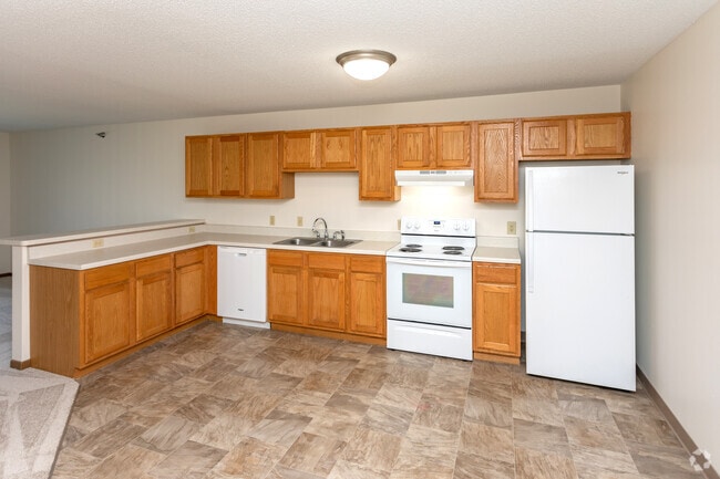 2BR, 1BA - 880SF - Shenandoah Woods Apartments