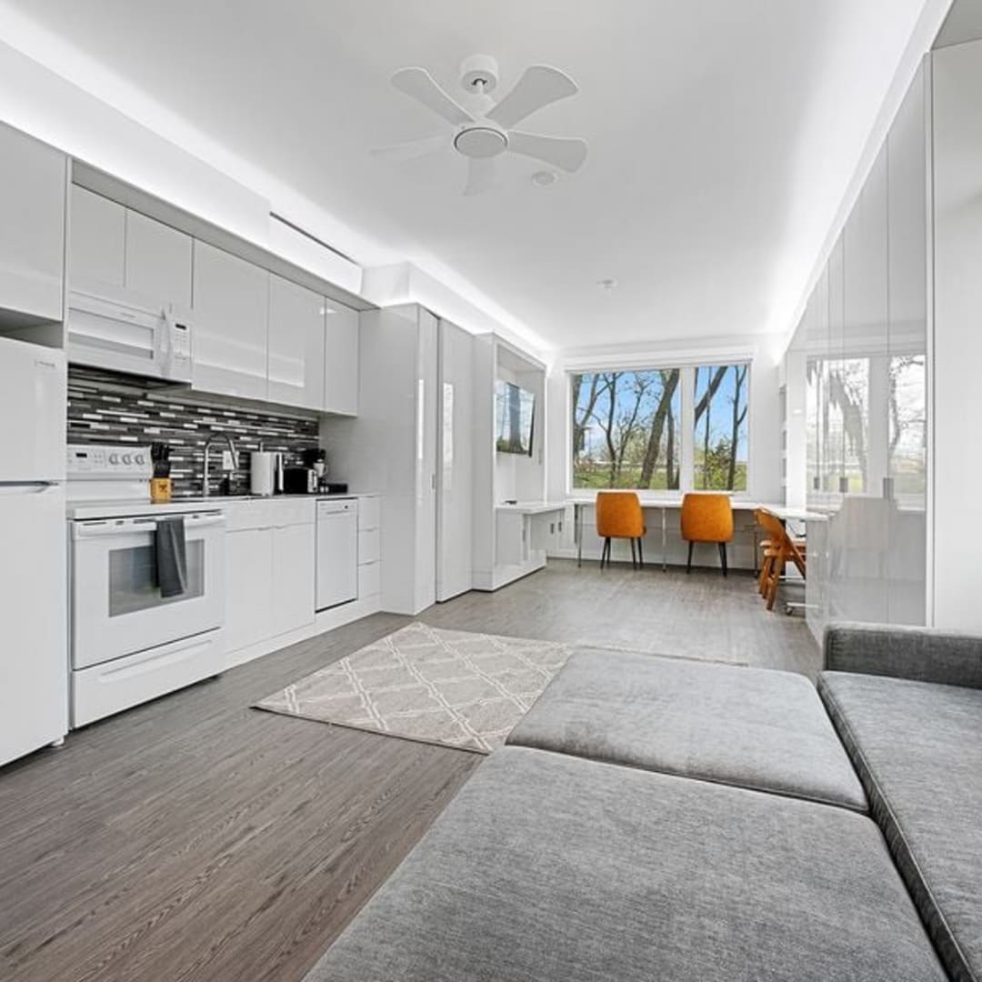Delilah Lofts – Studio