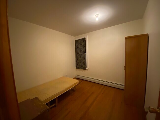 Foto del edificio - 9615 46th Ave