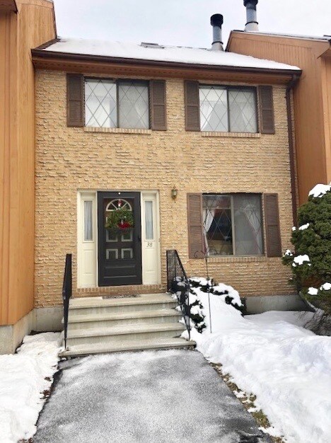 Foto principal - 38 Winrow Dr