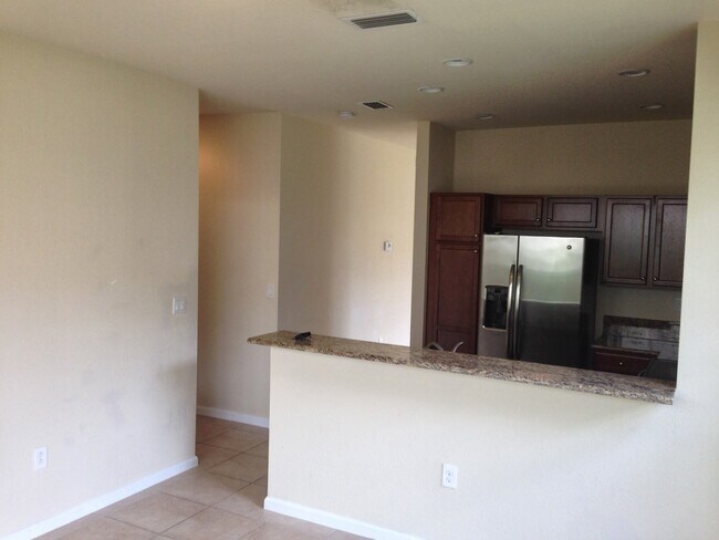 Foto del edificio - 3242 NW 31ST Ter