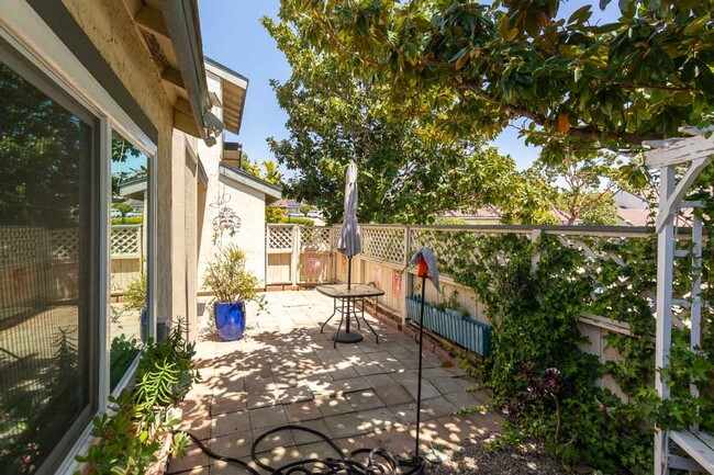 Building Photo - ***STUNNING SAN MARCOS 2/BED 2/ BATH HOME*...