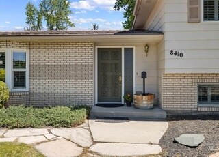 Building Photo - 8410 Brynwood Dr