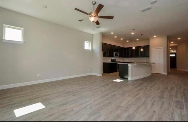 Foto del edificio - 427 Micaela Meadows Ct