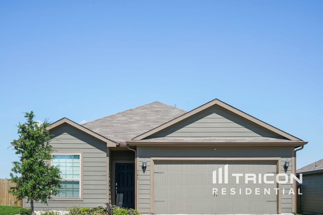 141 Crockett Way Venus TX House Rental in Venus, TX