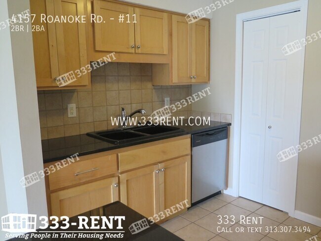 Foto del edificio - Your new condo awaits with gated parking a...