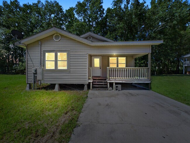 Foto del edificio - Adorable 3 bed, 1 bath home available in S...