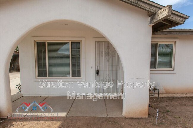 Foto del edificio - 2054 W Portobello Ave