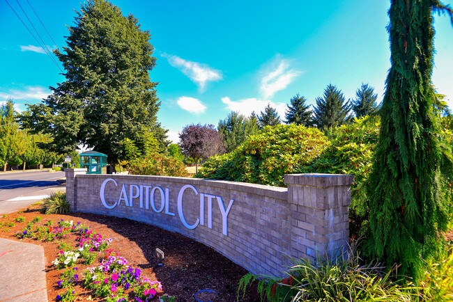 Building Photo - Capitol City Apartments