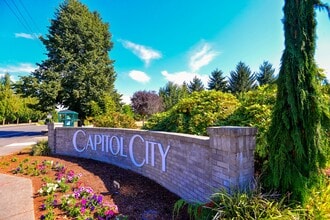 Building Photo - Capitol City Apartments