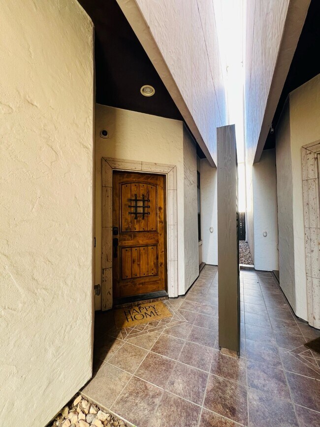 Foto del edificio - 4310 Floyd St