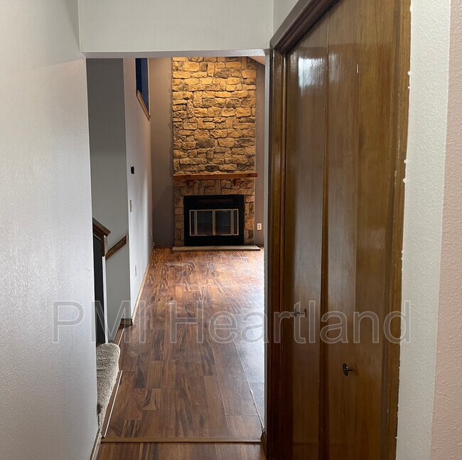 Building Photo - 2511 S Yellowstone St