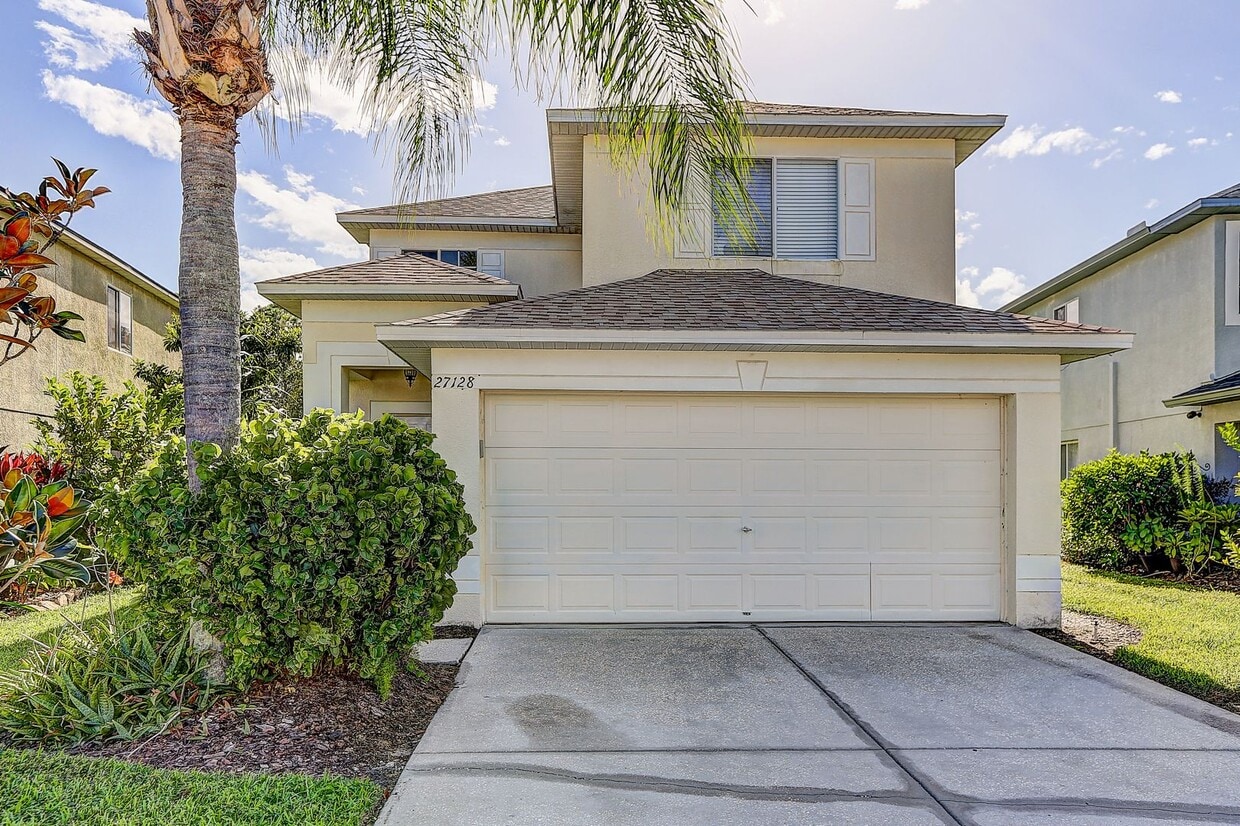 Prime Northwood Home on a Conservation Lot... - Prime Northwood Home on a Conservation Lot...