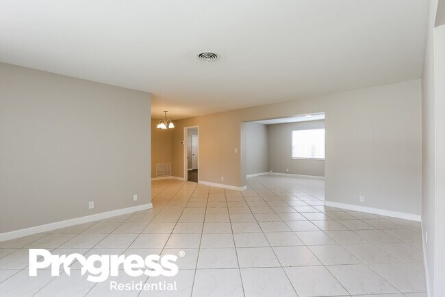 Foto del edificio - 1170 NE 26th Ave