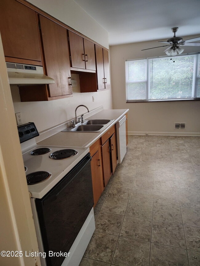 Foto del edificio - 4225 Norbourne Blvd