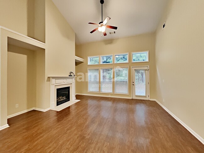 Building Photo - 2263 Worrall Hill Dr