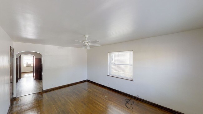Building Photo - 4220 Forest Ave