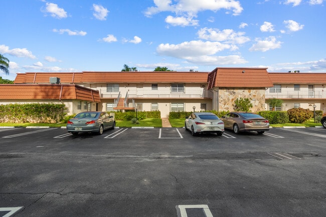 Building Photo - 12009 Poinciana Blvd